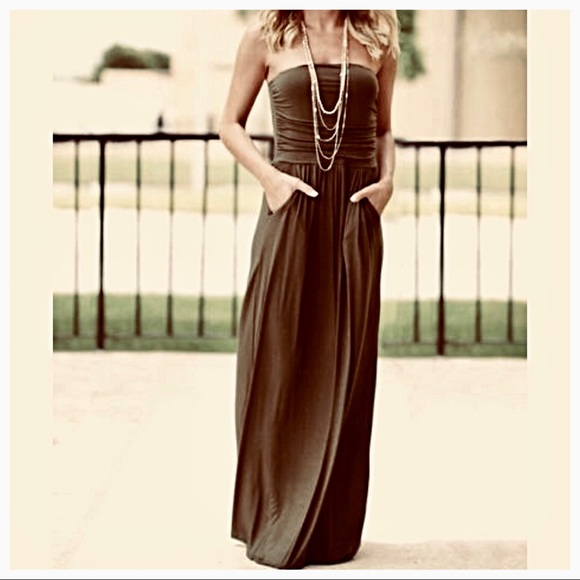 Dresses & Skirts - ✨LAST ONE✨ brown tube side pockets maxi dress